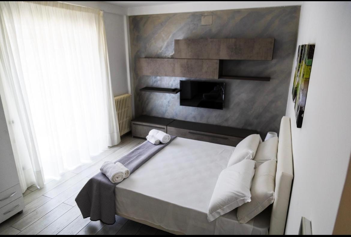 Legami House Ξενοδοχείο Νάπολη Εξωτερικό φωτογραφία